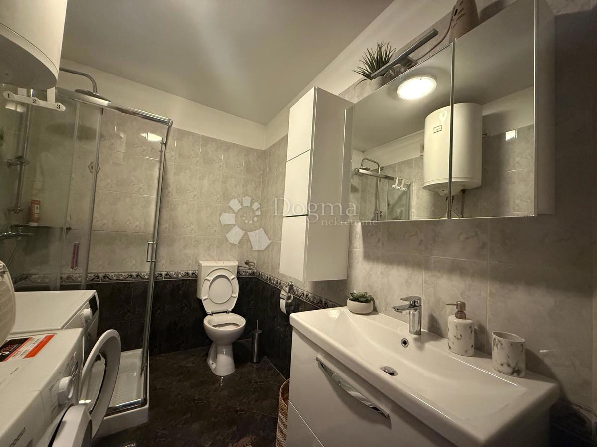 EKSKLUZIVNO! VRHUNSKI APARTMA 500 M OD CENTRA PAZINA!