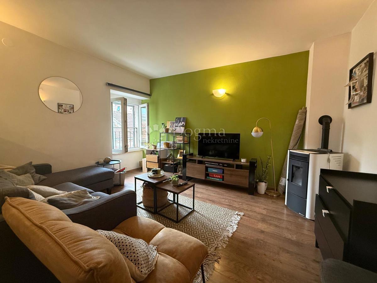 EKSKLUZIVNO! VRHUNSKI APARTMA 500 M OD CENTRA PAZINA!