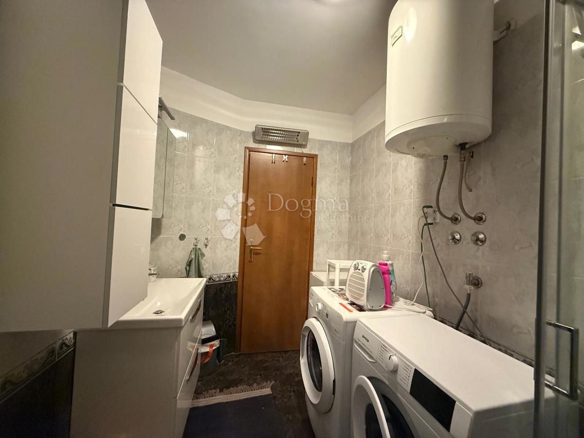 EKSKLUZIVNO! VRHUNSKI APARTMA 500 M OD CENTRA PAZINA!