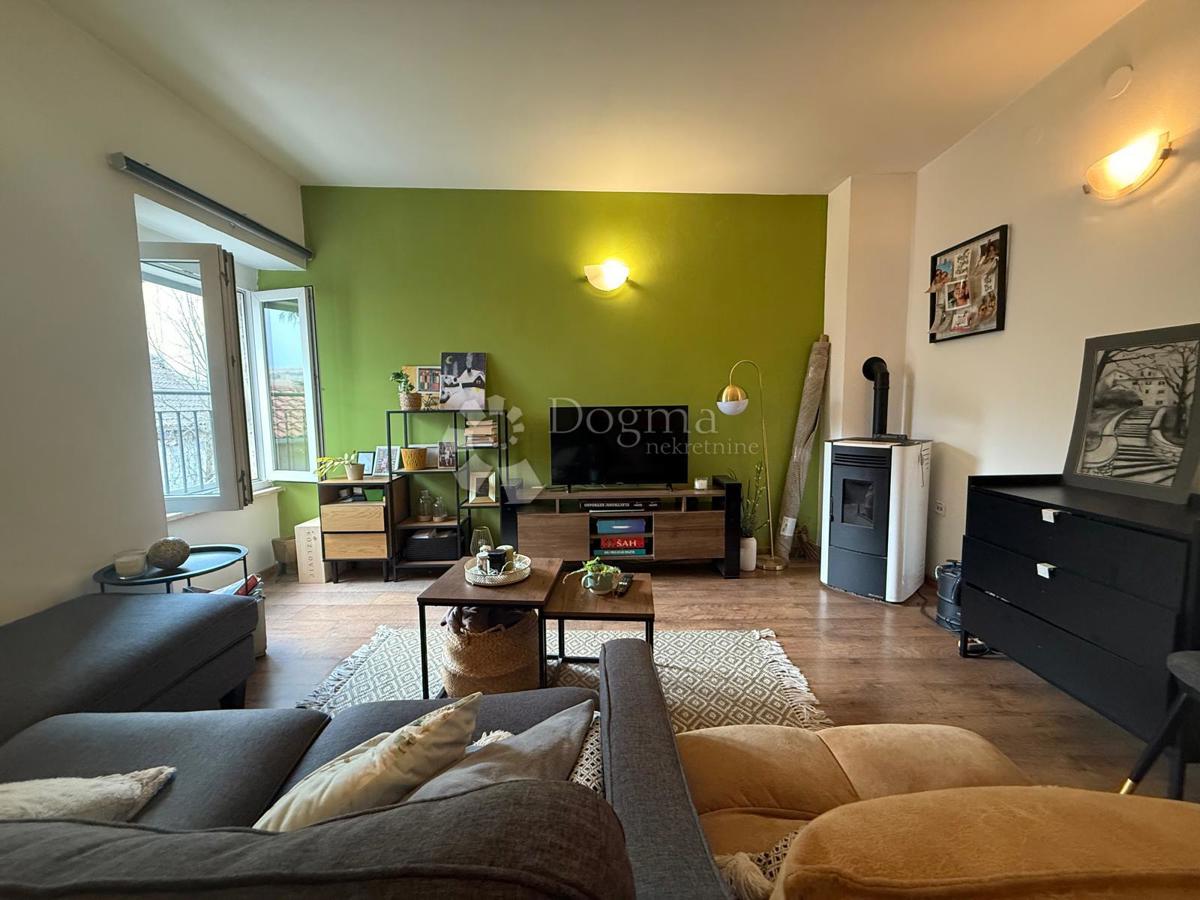 EKSKLUZIVNO! VRHUNSKI APARTMA 500 M OD CENTRA PAZINA!