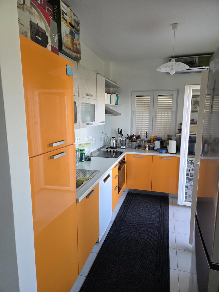 Stanovanje Pakoštane, 55m2