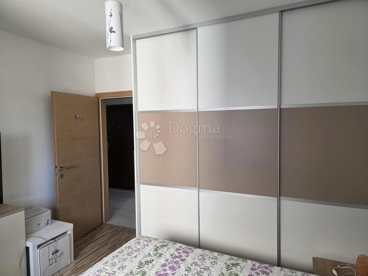 Stanovanje Pakoštane, 55m2