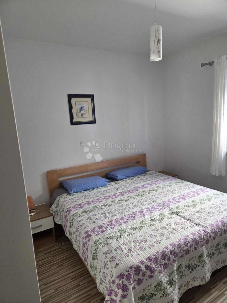 Stanovanje Pakoštane, 55m2