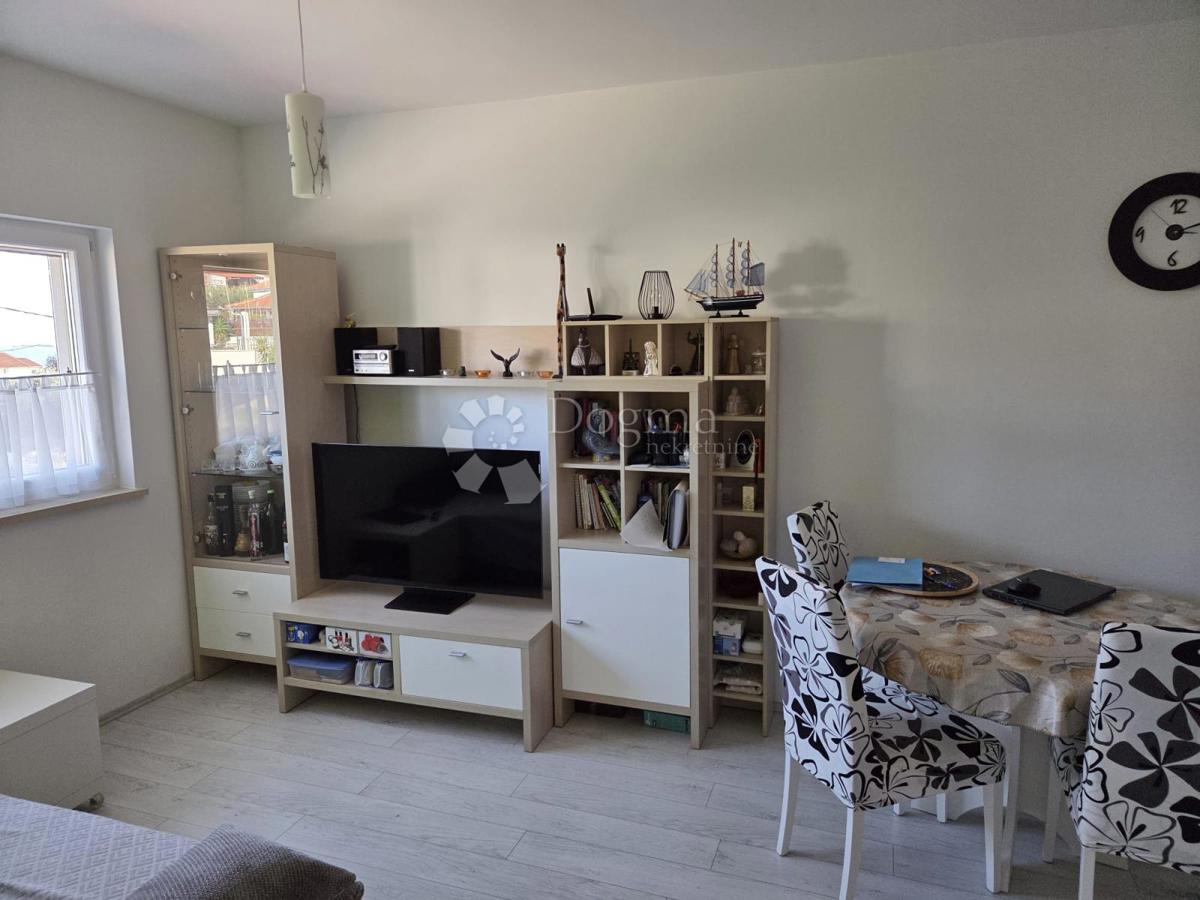 Stanovanje Pakoštane, 55m2