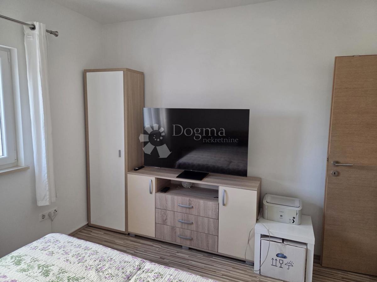 Stanovanje Pakoštane, 55m2