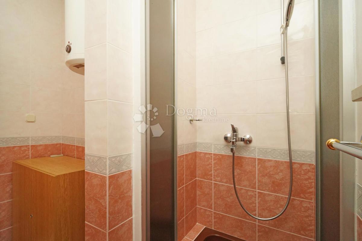 Hiša Brtonigla, Brtonigla, Brtonigla, Istarska županija, 230m2