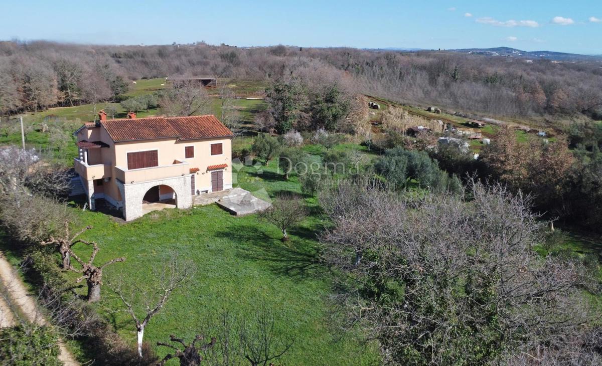 Hiša Brtonigla, Brtonigla, Brtonigla, Istarska županija, 230m2