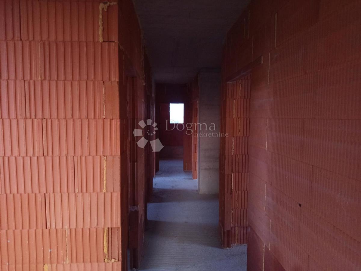 Stanovanje Pješčana Uvala, Medulin, 63,87m2