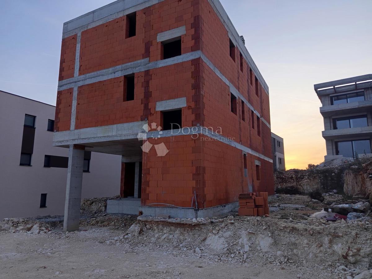 Stanovanje Pješčana Uvala, Medulin, 63,87m2