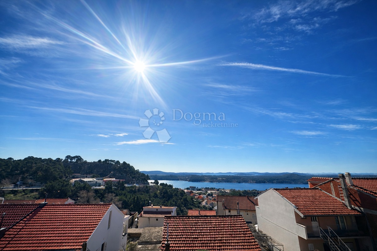 Hiša Meterize, Šibenik, 160m2