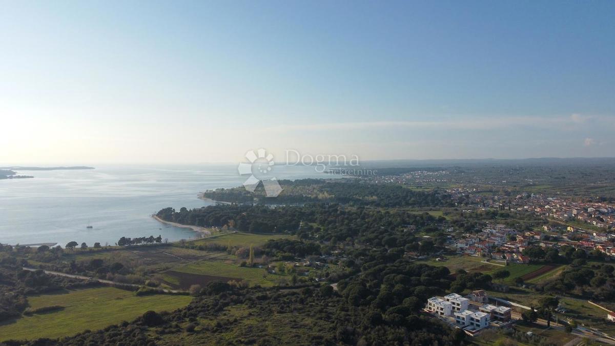 Zemljišče Štinjan, Pula, 3.300m2