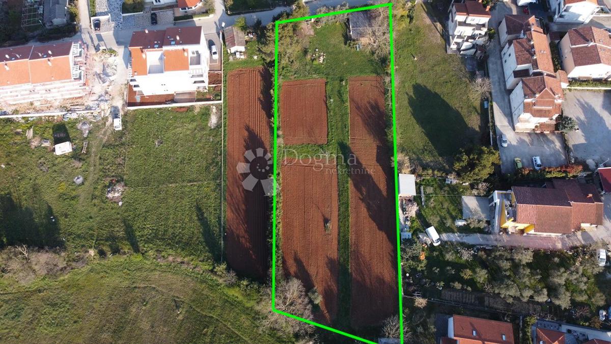 Zemljišče Štinjan, Pula, 3.300m2