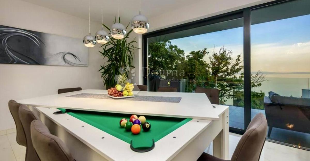 Hiša Matulji, 250m2