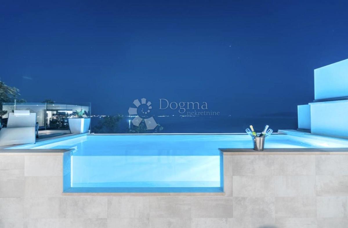 Hiša Matulji, 250m2