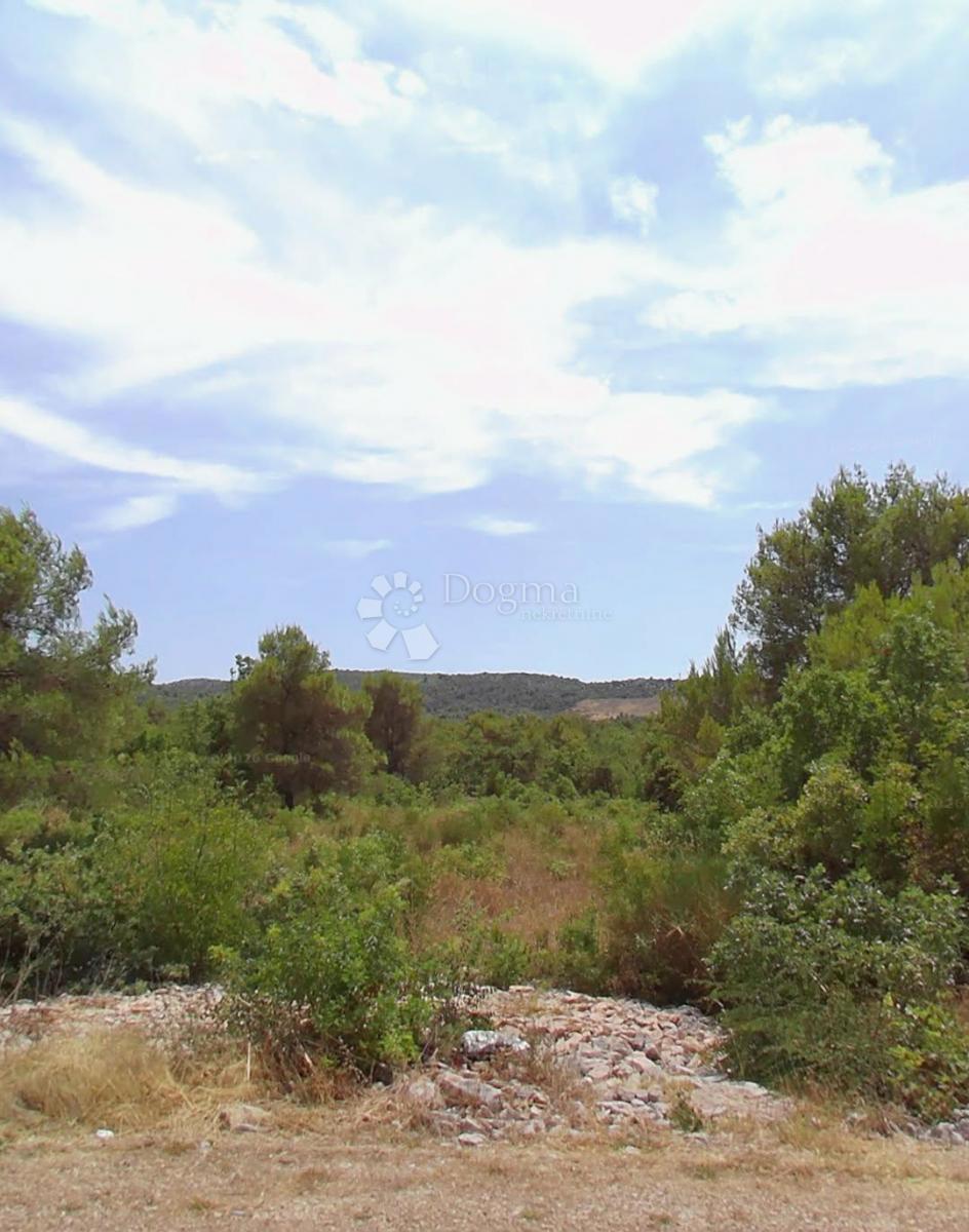 Kmetijsko zemljišče Bilice, Šibenik - Okolica, 1.837m2