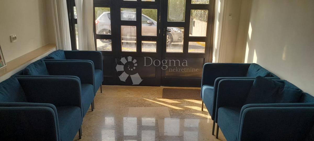 Hiša Kantrida, Rijeka, 140m2