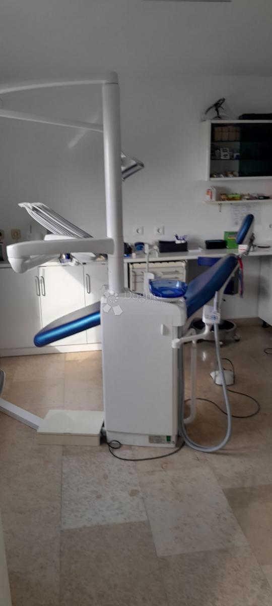 Hiša Kantrida, Rijeka, 140m2