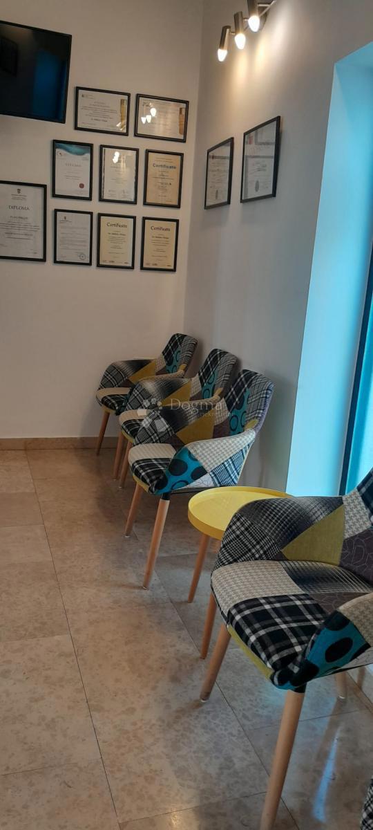 Hiša Kantrida, Rijeka, 140m2