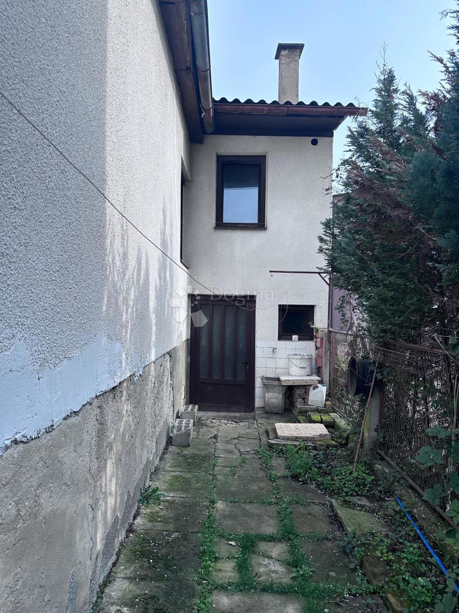 Hiša Trokut, Novi Zagreb - Zapad, 76m2