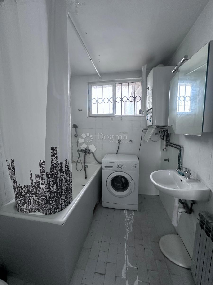 Hiša Trokut, Novi Zagreb - Zapad, 76m2