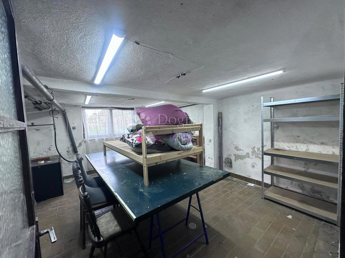 Hiša Trokut, Novi Zagreb - Zapad, 76m2