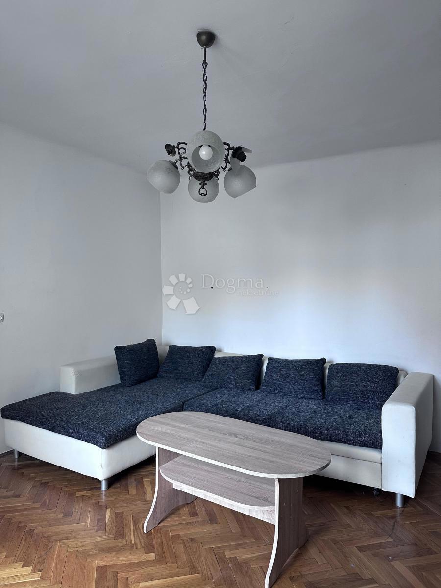 Hiša Trokut, Novi Zagreb - Zapad, 76m2