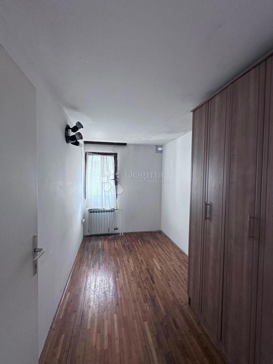 Hiša Trokut, Novi Zagreb - Zapad, 76m2