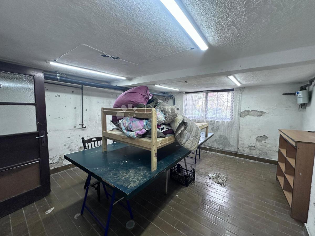 Hiša Trokut, Novi Zagreb - Zapad, 76m2