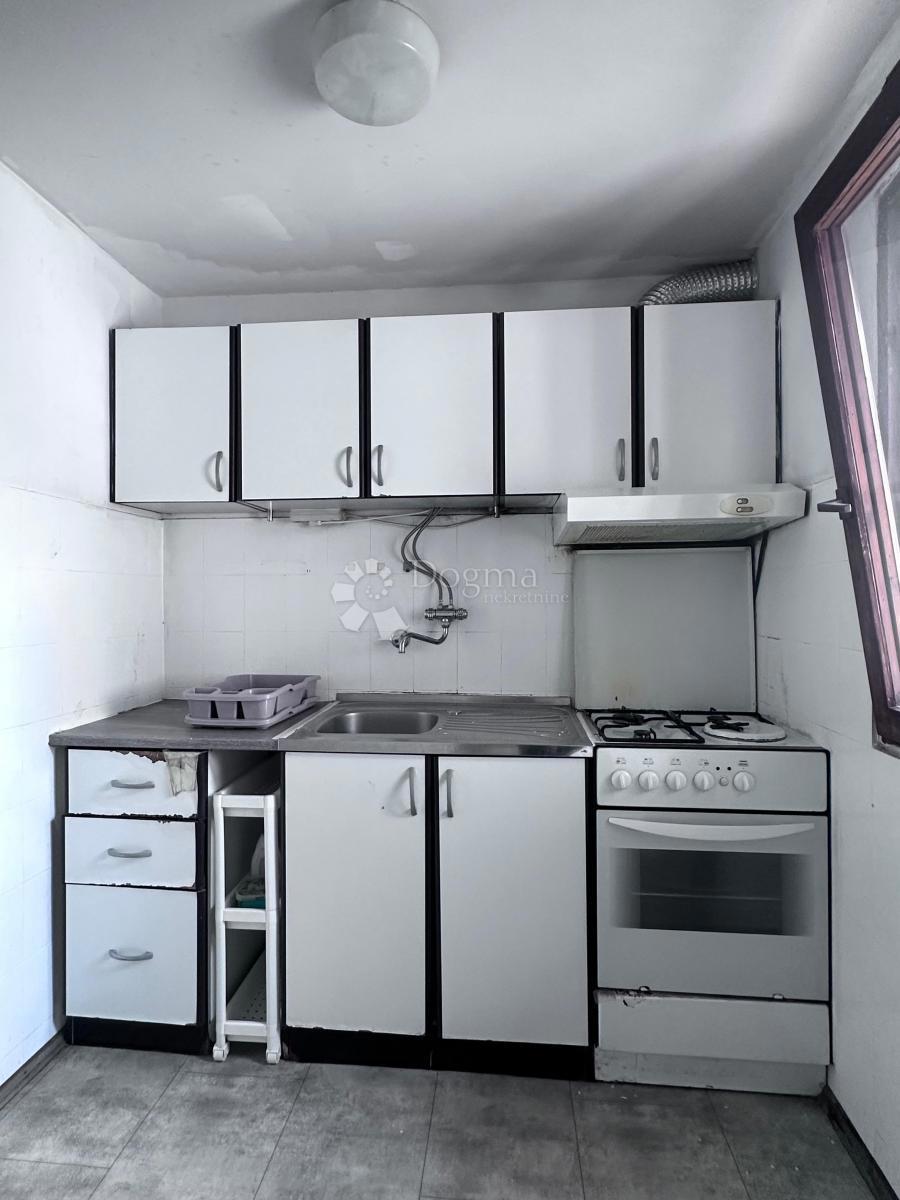 Hiša Trokut, Novi Zagreb - Zapad, 76m2