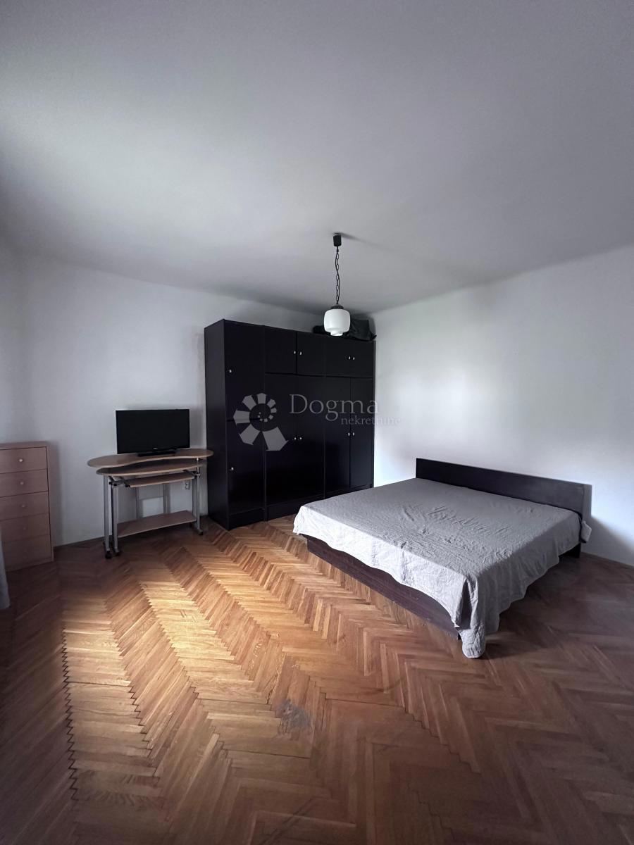 Hiša Trokut, Novi Zagreb - Zapad, 76m2