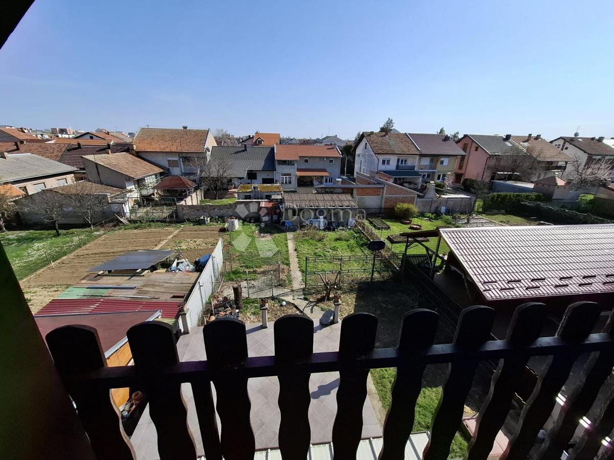 Hiša Vatrogasno naselje, Osijek, 158m2