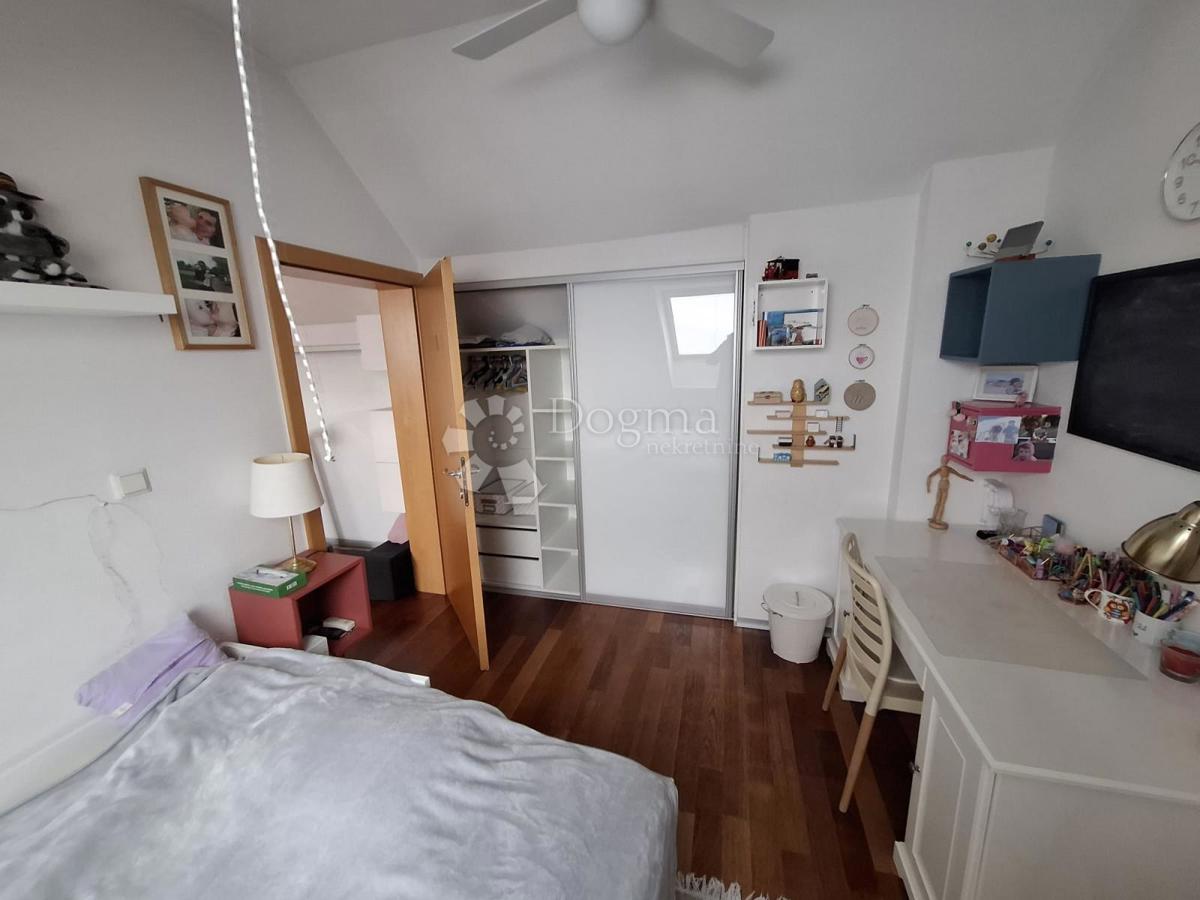 Stanovanje Prečko, Trešnjevka - Jug, 182,14m2