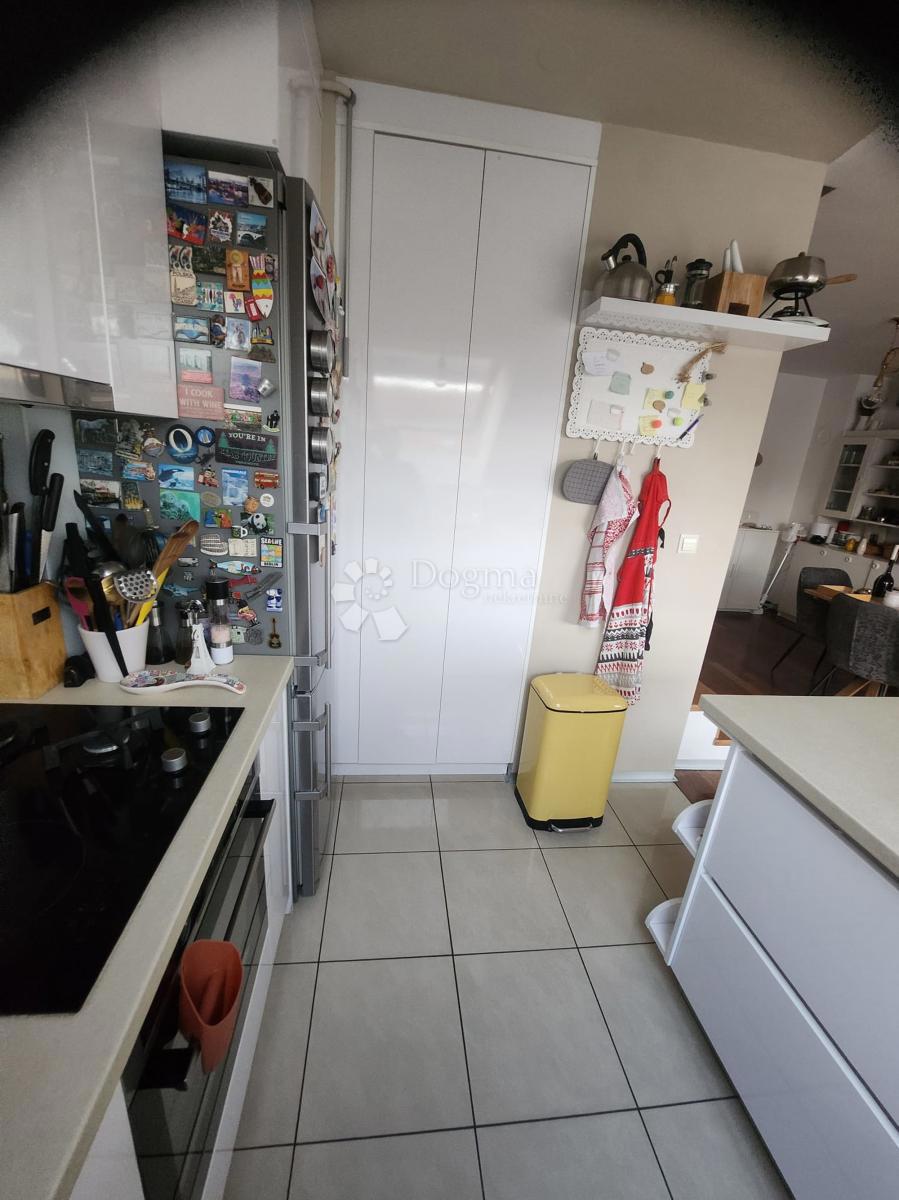 Stanovanje Prečko, Trešnjevka - Jug, 182,14m2