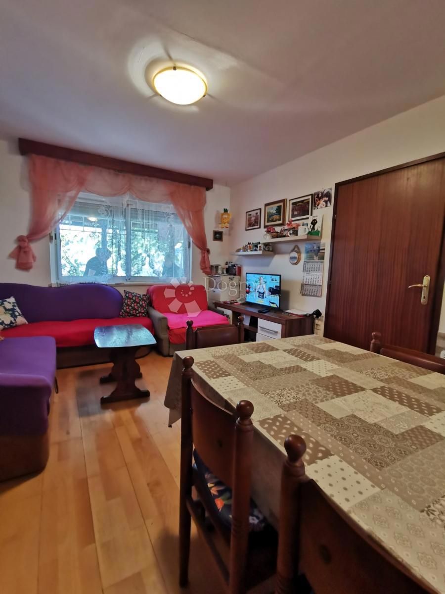 Hiša Žrnovo, Korčula, 107m2