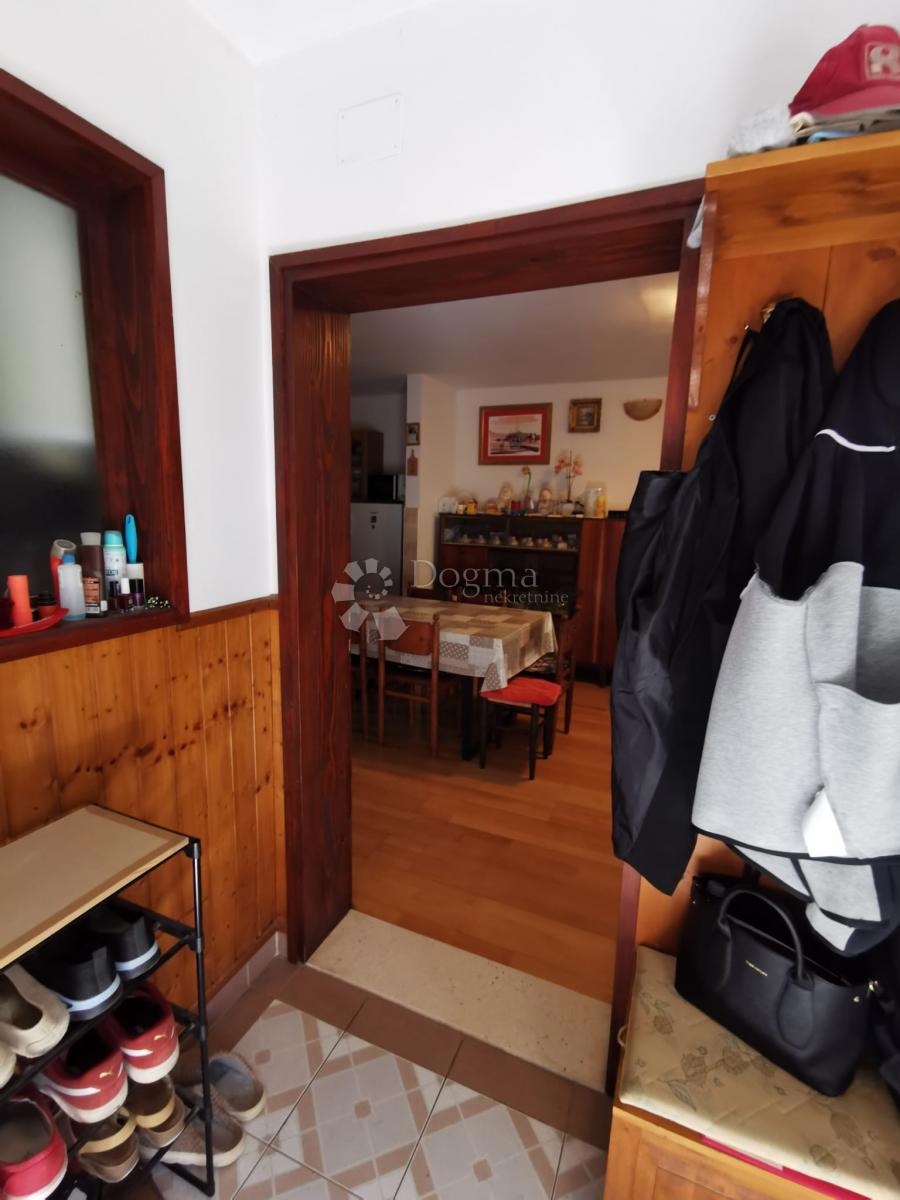 Hiša Žrnovo, Korčula, 107m2