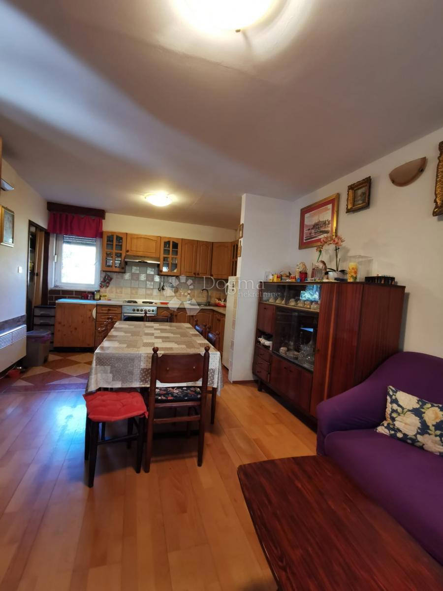 Hiša Žrnovo, Korčula, 107m2