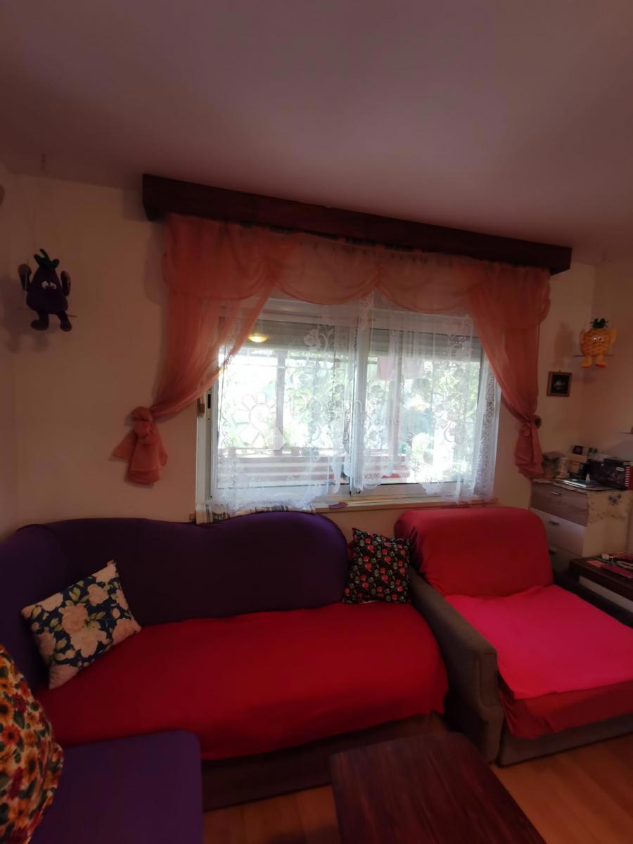 Hiša Žrnovo, Korčula, 107m2