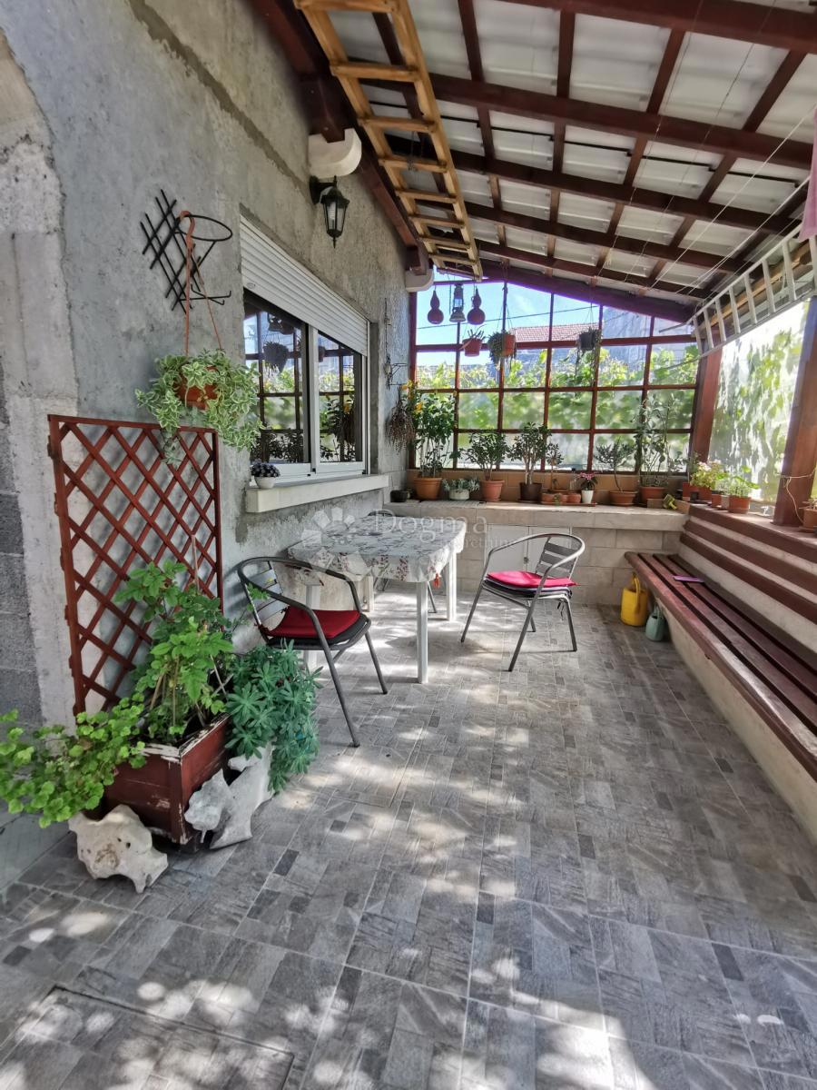 Hiša Žrnovo, Korčula, 107m2