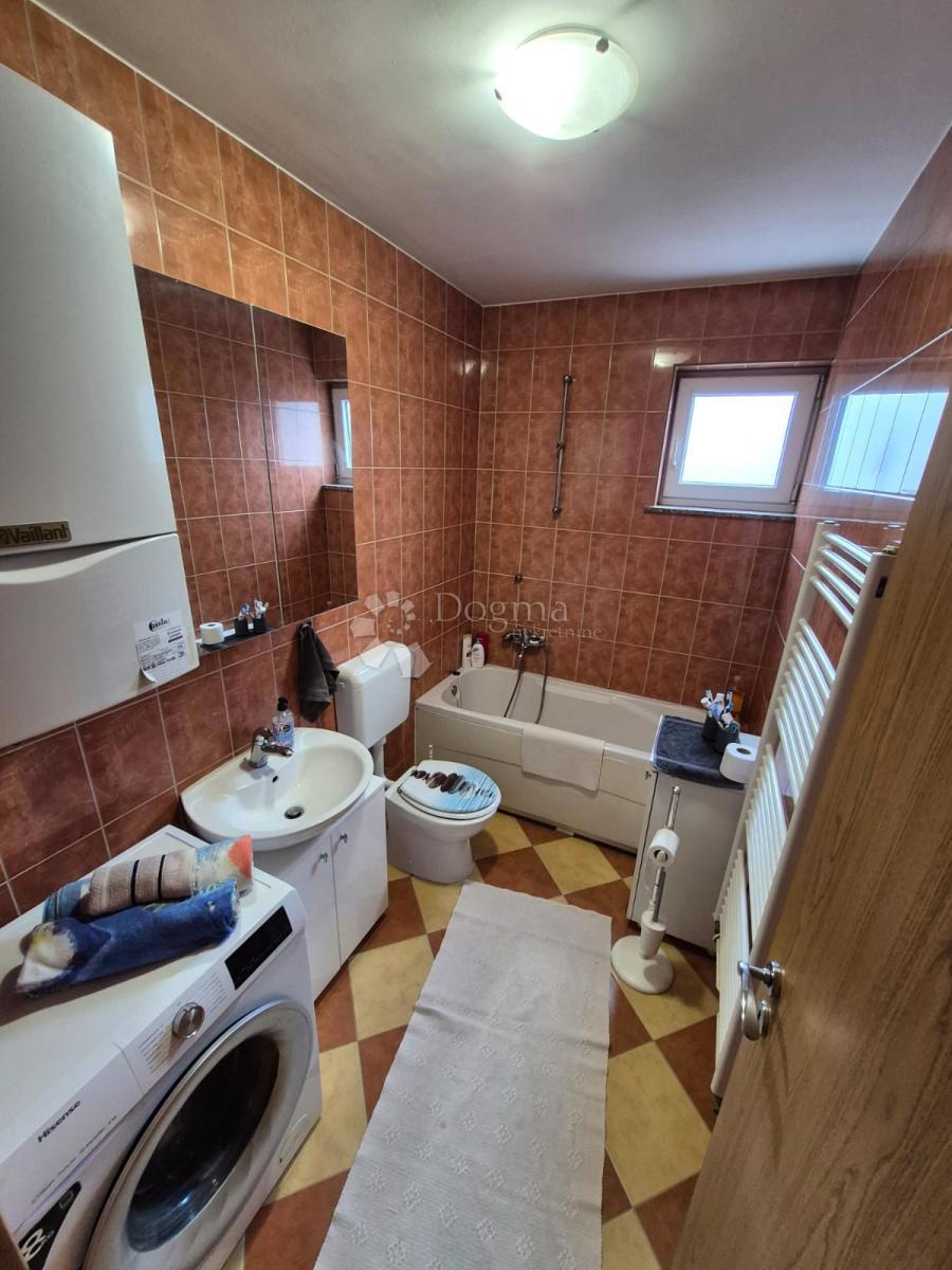 Stanovanje Centar, Velika Gorica, 66,21m2