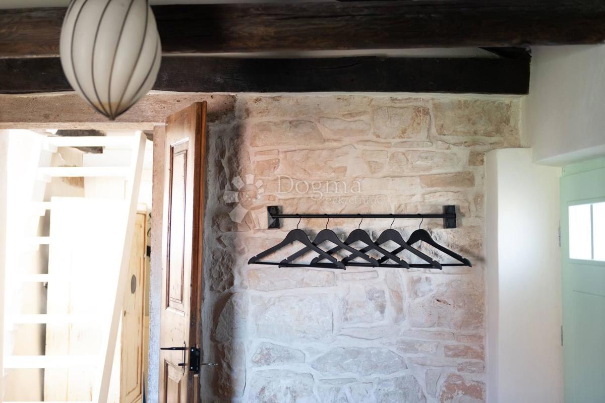 Hiša Svetvinčenat, 60m2