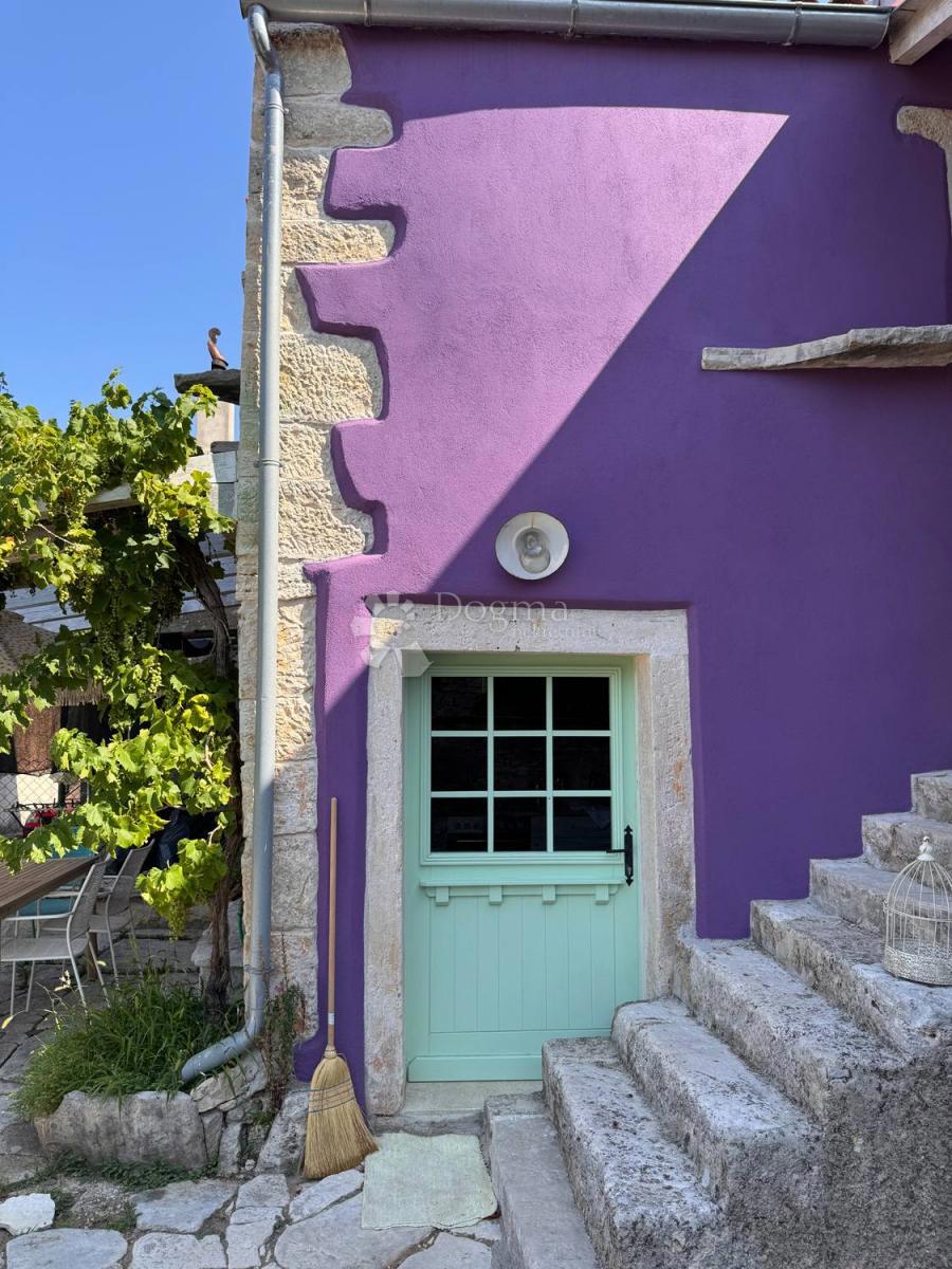 Hiša Svetvinčenat, 60m2