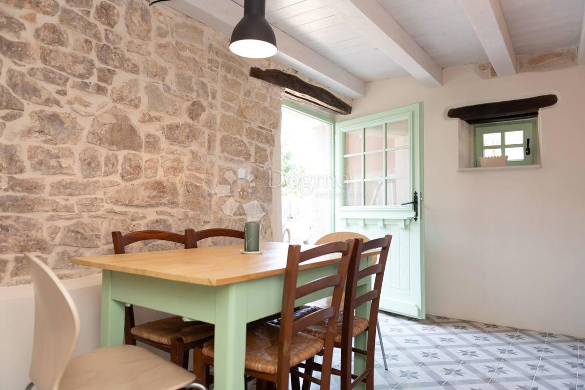 Hiša Svetvinčenat, 60m2