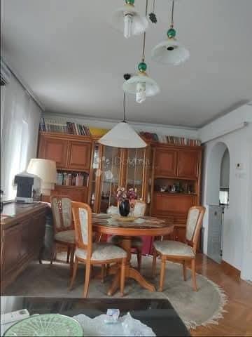 Hiša Perjavica, Podsused - Vrapče, 240m2