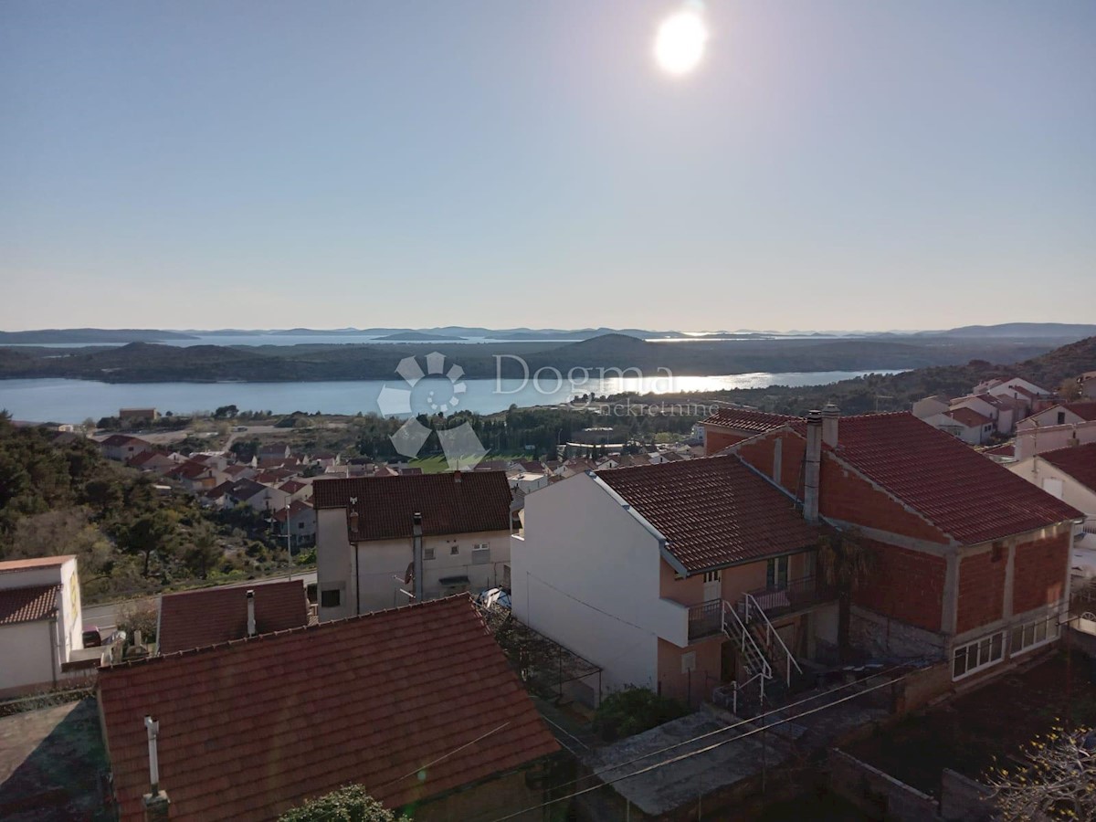 Hiša Meterize, Šibenik, 160m2