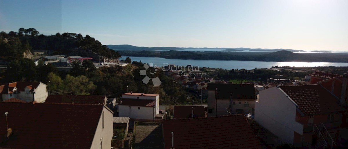 Hiša Meterize, Šibenik, 160m2