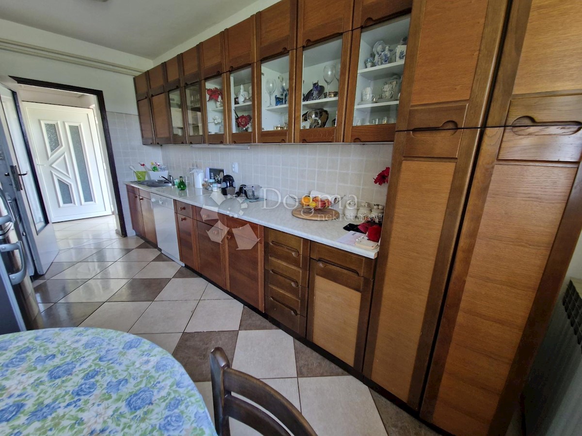 Hiša Buzdohanj, Čavle, 420m2