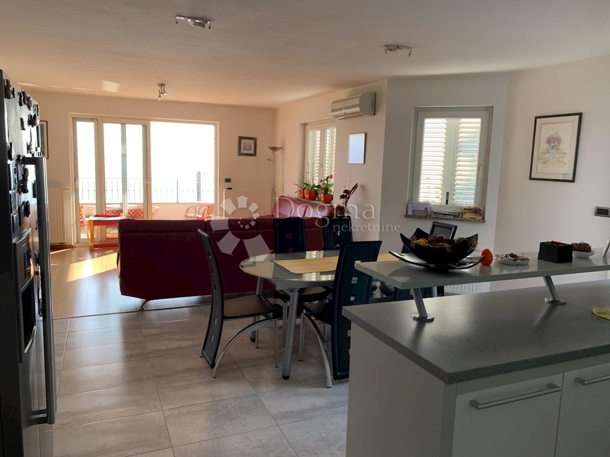 Stanovanje Oprić, Opatija - Okolica, Oprić 84 B, 114,76m2