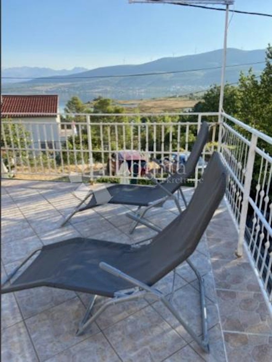 Hiša Donji Karin, Benkovac, 150m2