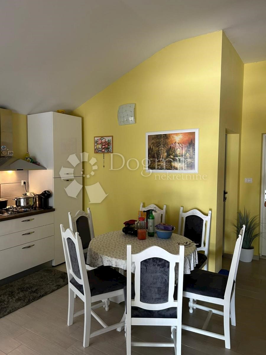 Hiša Kavran, Marčana, 243m2