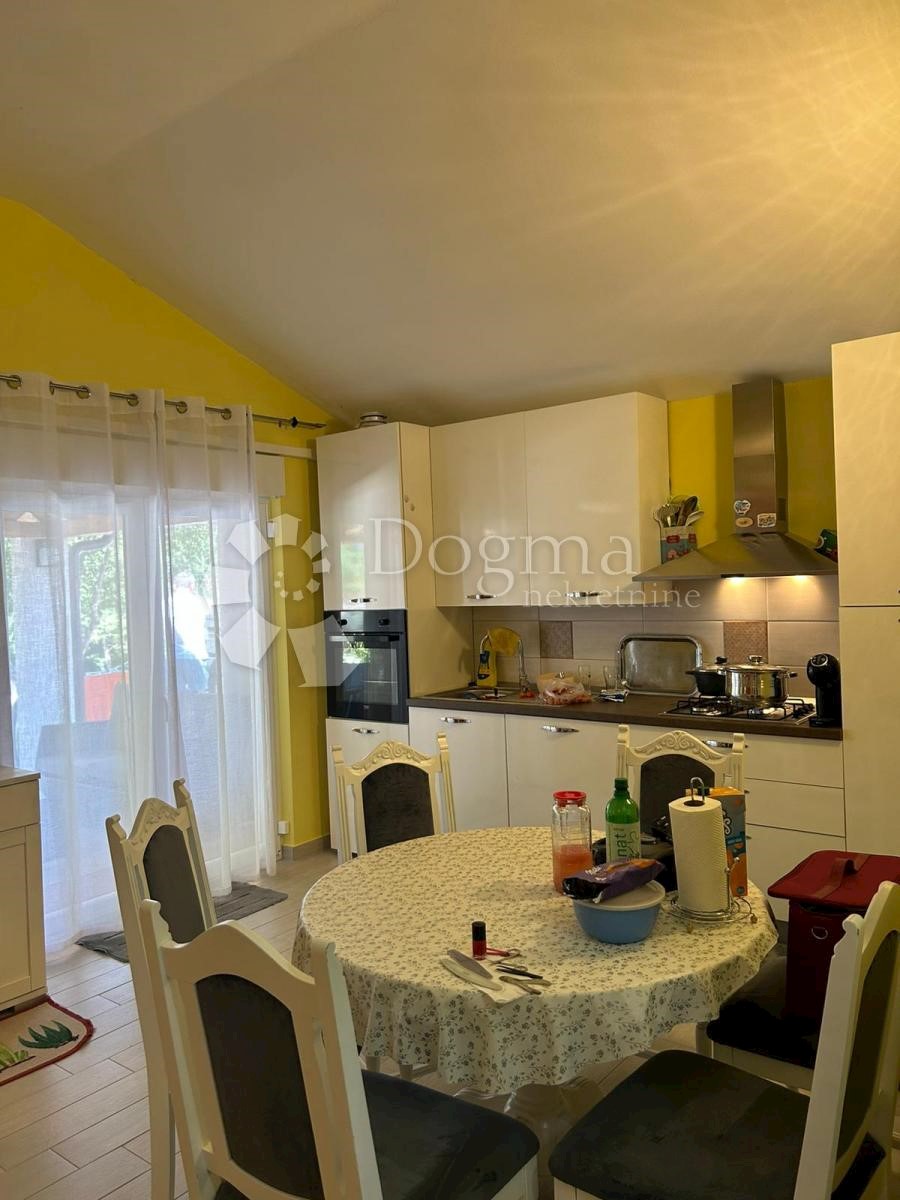 Hiša Kavran, Marčana, 243m2